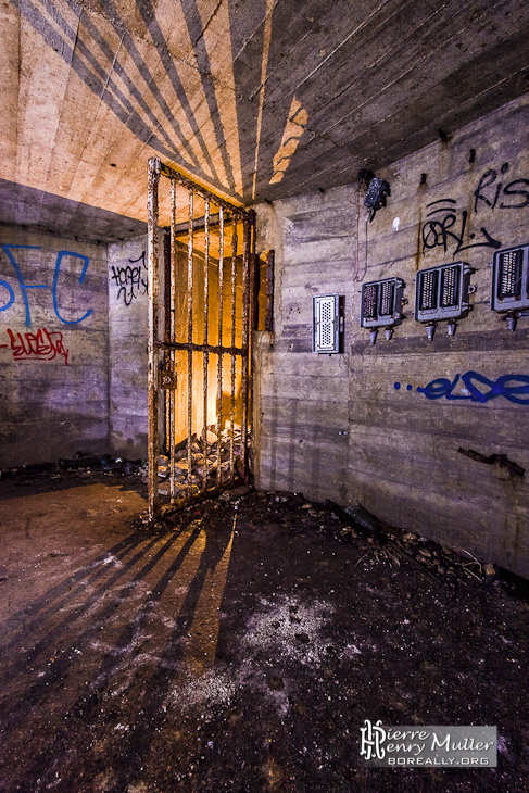 Carri&egrave;re Otan Bunker St-Germain-en-Laye Puits Lumi&egrave;re Grille