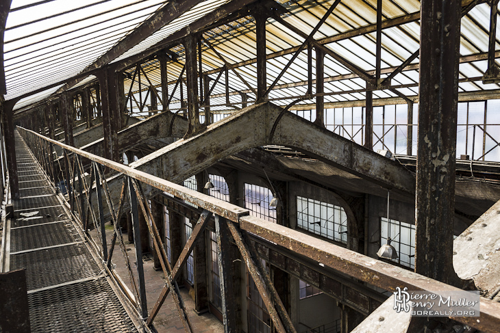 Friche Industrielle Centrale Thermique EDF Saint-Denis Structure Toit Verri&egrave;re