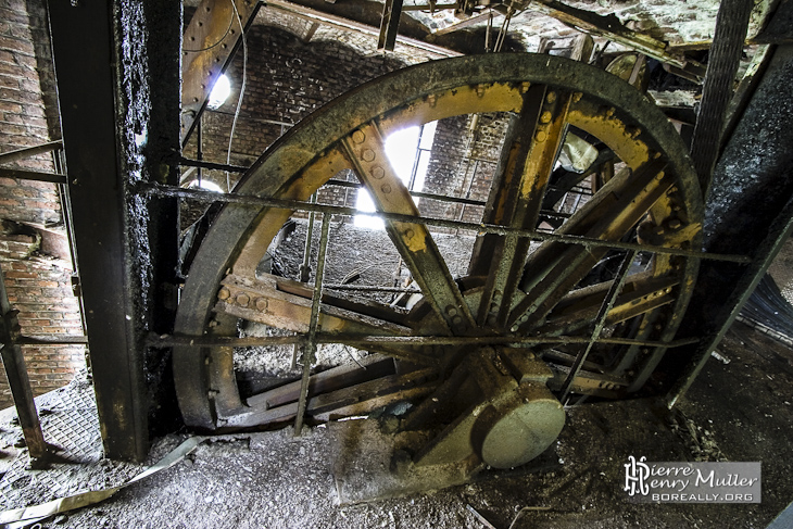Friche Hasard Cheratte Charbon Mine Chevalement Ch&acirc;teau Ancien HDR