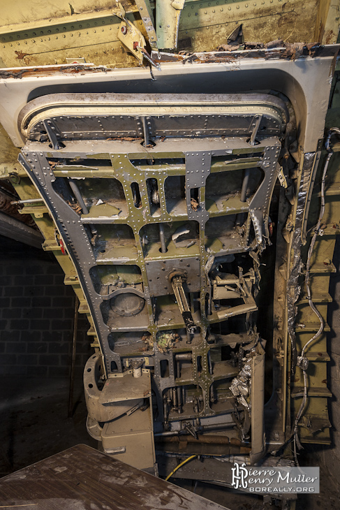 Porte de l'airbus dans la salle d'entrainement du GIGN