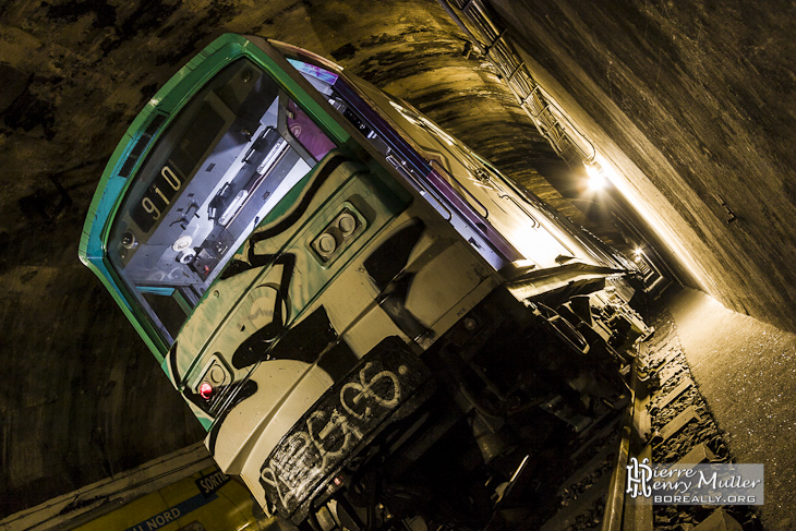 M&eacute;tro MF67 Tague