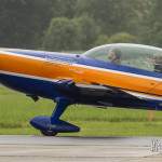 Extra 300 de Catherine Maunoury au roulage au Bourget