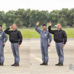 Salut du personnel aux pilotes de la Patrouille de France