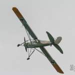 Storch jouant avec le vent de face au Bourget