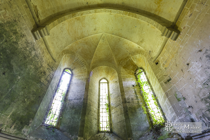 Abside de l'Abbaye des Moulineaux et ses fenêtres