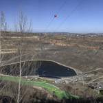 Mine de charbon à ciel ouvert reconvertie en parc de loisir