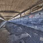 Murs colorés au charbon du pont transbordeur