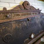 Plaque d'identification du four aérotherme à pain du château Mesen