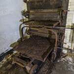 Plâteaux du vieux four à pain sortis au château de Mesen Lede