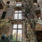 Intérieur du château abandonné sans paliers