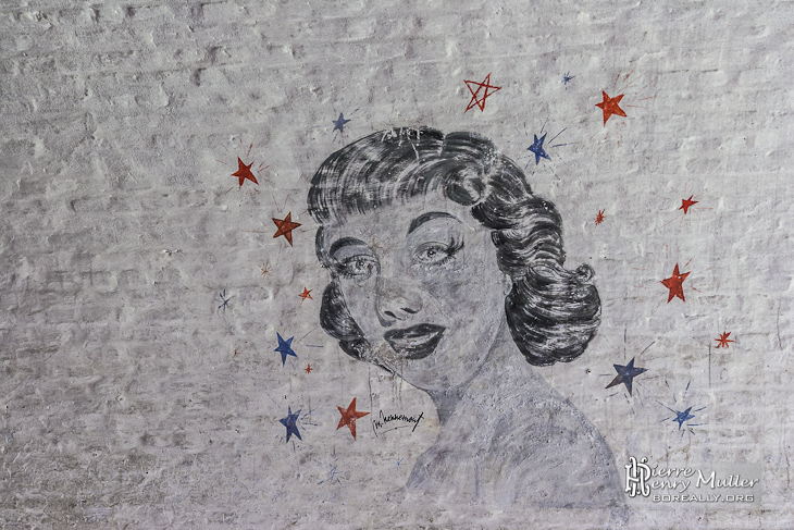 Dessin de Marilyn Monroe sur les murs du fort de la Chartreuse