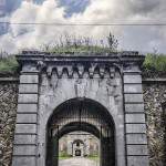 Entrée de la première enceintre du Fort du Trou d'Enfer en TTHDR