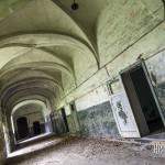 Couloir et voutes au monastère abandonné de Mechelen