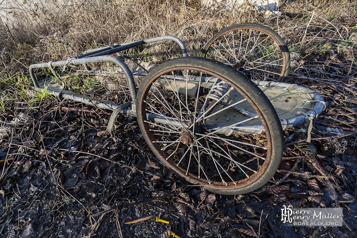 Chariot à roues de vélo à la papeterie Darblay