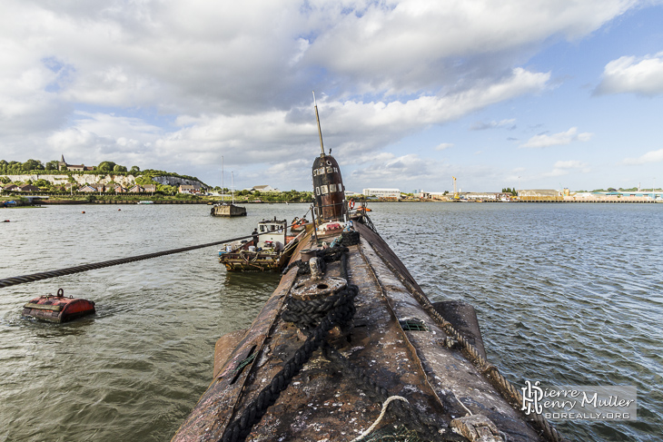 Sous-marin russe Black Widow depuis la proue