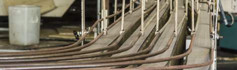 ...Convoyeurs sur les chaines de production de l’usine LU Ris Orangis...