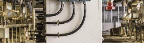 ...Interrupteurs sur les chaines de production de l’usine LU Ris Orangis...