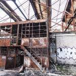 Poste de contrôle de l'usine rouillé et incendié de l'usine Valentine