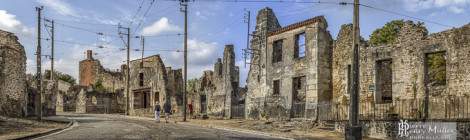 ...Village martyr d&rsquo;Oradour sur Glane, la rue principale....