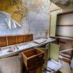Bureau dévasté en HDR à l'hôpital Richaud à Versailles