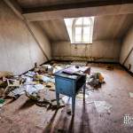 Bureau sous les toits en HDR à l'hôpital Richaud