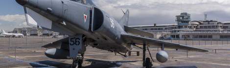 ...Effectuant son vol inaugurale le 21 mai 1958, l’Etendard IVM est une évolution de l’Etendard II lancé sous l’impulsion d’un appel d’offre de l’Otan. Finalement le projet intéressera la marine française comme appareil embarqué sur porte avion....