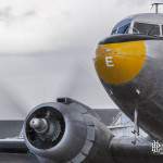 Douglas C-47 Skytrain Dakota arrivé au parking du musée du Bourget