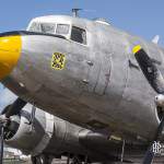 Douglas C-47 Skytrain Dakota au parking au musée du Bourget