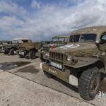 Rangée de véhicules militaires de la seconde guerre mondiales au Bourget