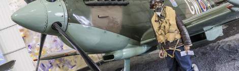 ...Le supermarine Spitfire est l’avion le plus emblématique de la seconde guerre mondiale construit à plus de 20000 exemplaires. Il a servit pendant toute la seconde guerre mondiale sur tous les fronts alliés. Une version marine le Seafire a été conçu avec crosse d’appontage et ailes repliables mais ce dernier était très instable à cause des trains trop rapproché....