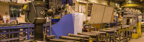 ...Cet atelier sert &agrave; courber les rails avec une presse hydraulique....