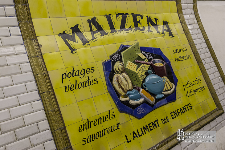 Publicité du métro en faïence pour Maizena à la station fantôme Saint Martin