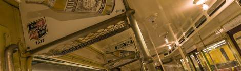 ...Vieille publicit&eacute; pour une boisson ap&eacute;ritif Noilly Prat dans le m&eacute;tro Sprague Thomson....