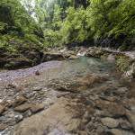 Petit bassin d'eau du ruisseau des Gorges de Kakuetta