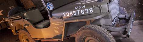 ...Jeep willys Presse Cinéma dans la carrière du PC de l’Otan...