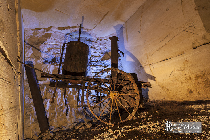 Ancien alambique abandonné dans la carrière de la patate