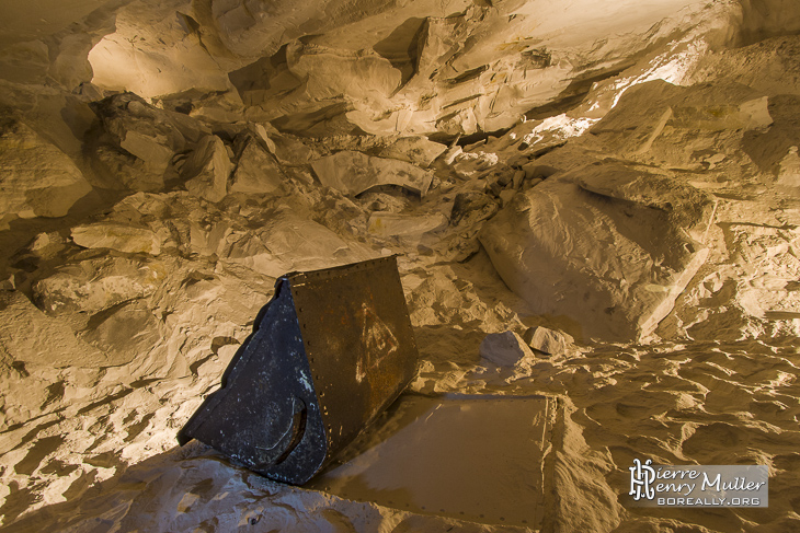 Partie d'une berline de mine à la carrière du Puiselet