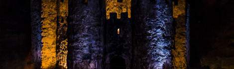 ...Le ch&acirc;teau du squat du m&ecirc;me nom dans les catacombes l&eacute;g&egrave;rement &eacute;clair&eacute;....