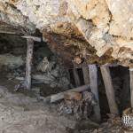 Etayage en bois d'une mine de zinc en Espagne