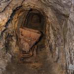 Wagon abandonné dans un filon de mine de zinc en Espagne