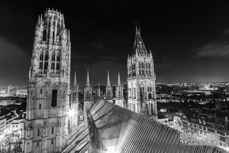 Cathédrale de Rouen de nuit