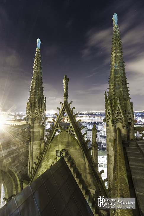 Flèches et statues du transept