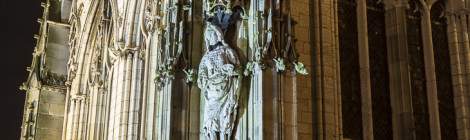 ...Statue et sculptures de la Tour de la Lanterne de la Cathédrale de Rouen...