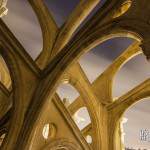 Multiple arcs boutants des contreforts de l'Eglise Saint Eustache de nuit
