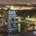 Tourelle sur le toit du Musée d'Orsay et place de la Concorde en HDR de nuit