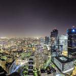 Panoramique HDR du quartier de la Défense de nuit depuis la tour T1