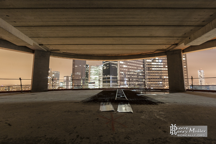 Vue des bureaux de direction sur les Tours de la Défense