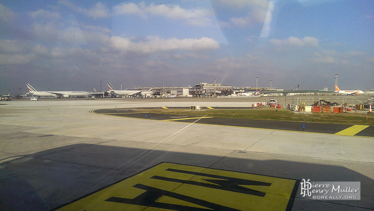 Orly Ouest vu depuis les taxiways