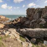 Suite de rochers sur la côte sauvage de l'Ile de Bréhat
