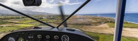 ...Approche en finale de l’aéroport Saint-Pierre Pierrefonds en ULM....